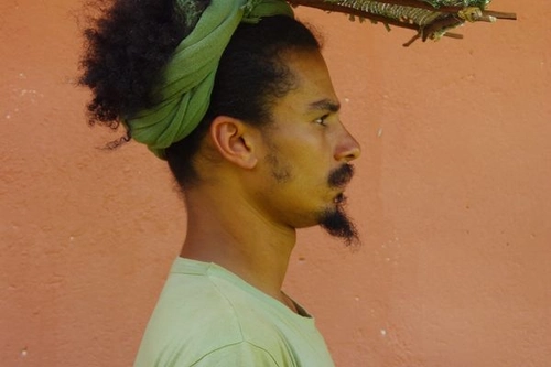 Sem Título, de Objeto para tapar o Sol de seus olhos 