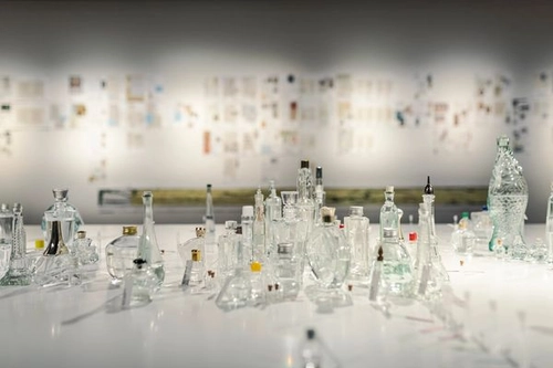 Eaux des colonies [en construction]